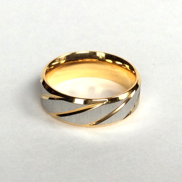 Men’s Ring - Picture 4 of 4